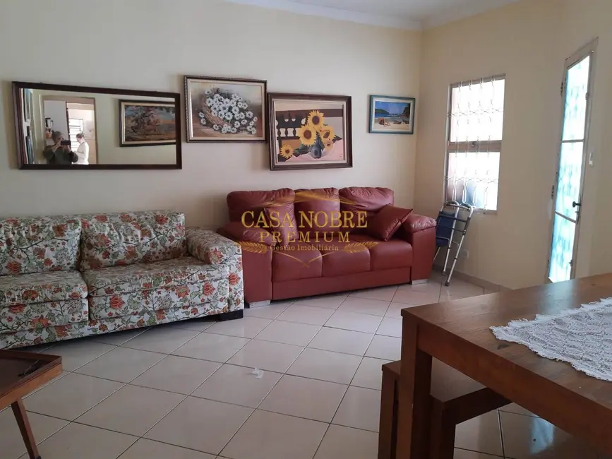 Foto 2 de Casa com 3 quartos à venda, 221m2 em Jardim do Sol, Taubate - SP