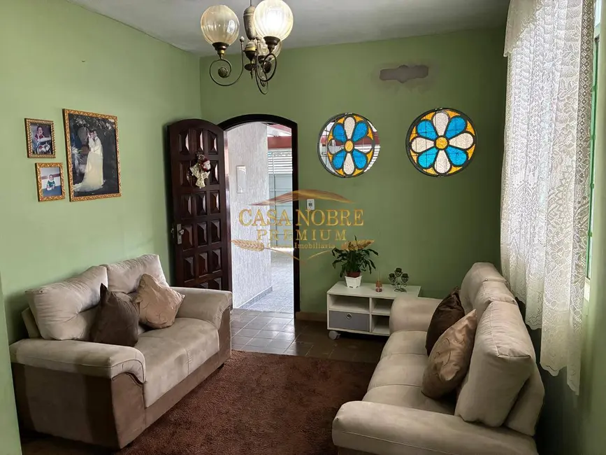 Foto 5 de Casa com 4 quartos à venda, 250m2 em Jardim Califórnia, Taubate - SP