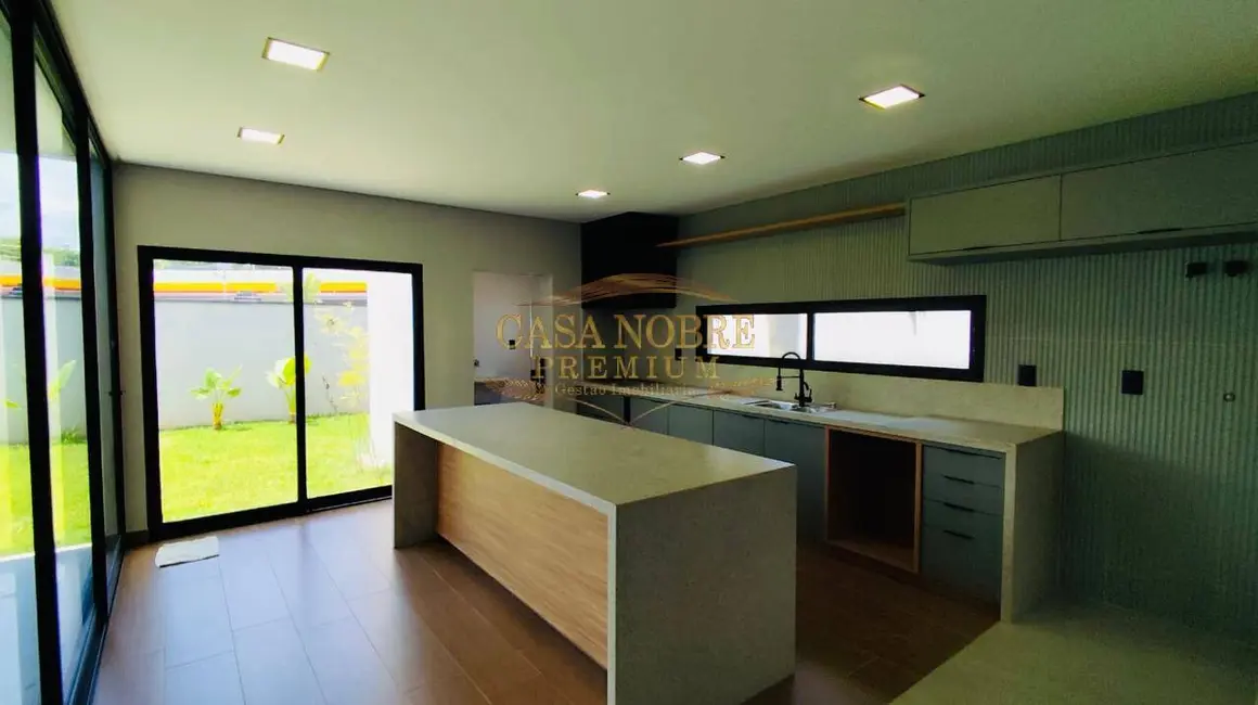 Foto 4 de Casa de Condomínio com 3 quartos à venda, 300m2 em Areão, Taubate - SP