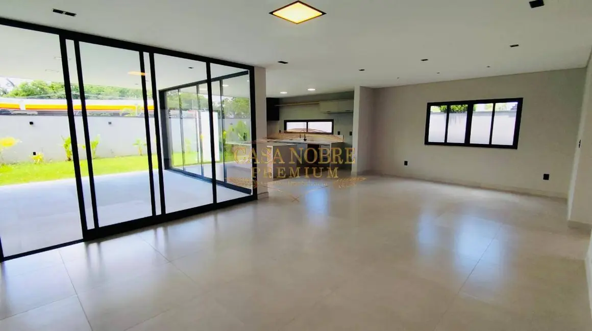 Foto 7 de Casa de Condomínio com 3 quartos à venda, 300m2 em Areão, Taubate - SP