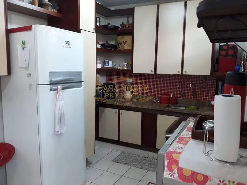 Foto 5 de Casa com 3 quartos à venda, 320m2 em Parque Residencial Bom Conselho, Taubate - SP