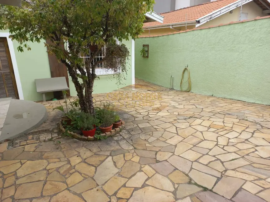 Foto 9 de Casa com 3 quartos à venda, 320m2 em Parque Residencial Bom Conselho, Taubate - SP