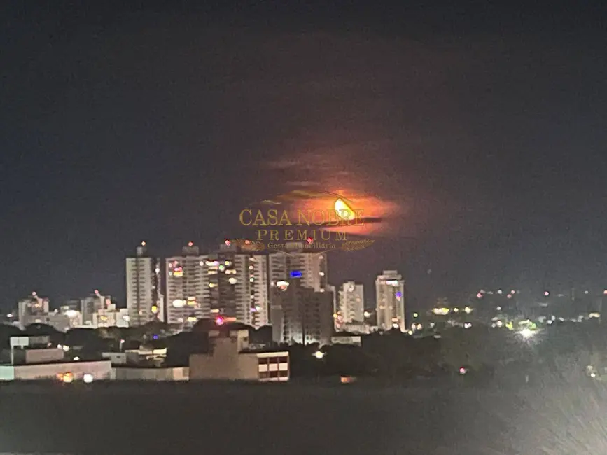 Foto 4 de Apartamento com 3 quartos à venda, 210m2 em Centro, Taubate - SP