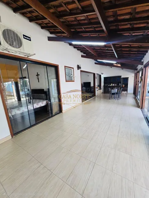 Foto 3 de Casa com 1 quarto à venda, 504m2 em Jardim das Nações, Taubate - SP