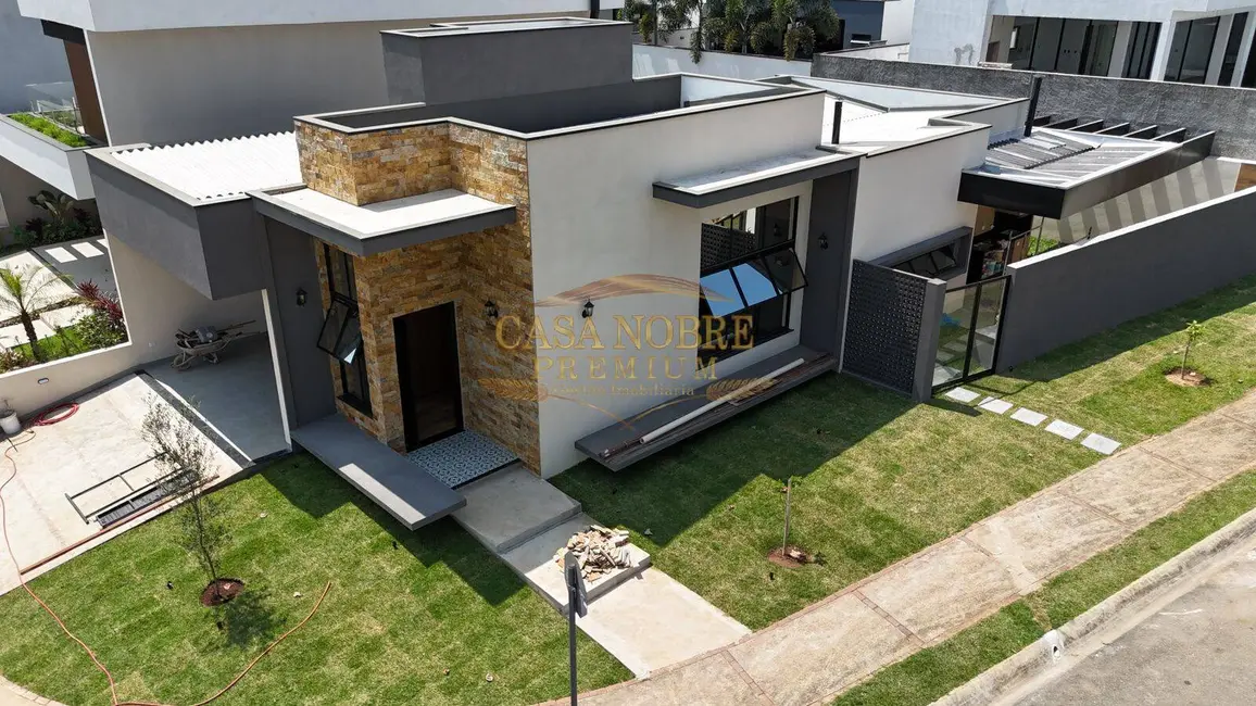 Foto 1 de Casa de Condomínio com 3 quartos à venda, 283m2 em Taubate - SP