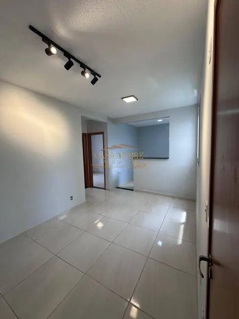Foto 1 de Apartamento com 2 quartos à venda, 45m2 em Jardim Gurilândia, Taubate - SP