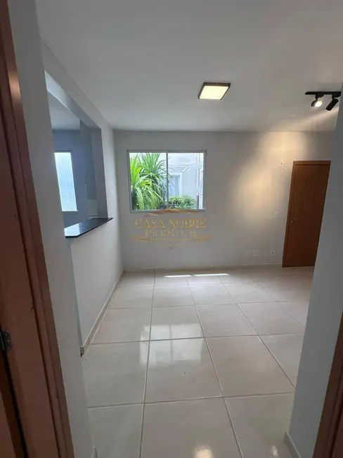 Foto 4 de Apartamento com 2 quartos à venda, 45m2 em Jardim Gurilândia, Taubate - SP