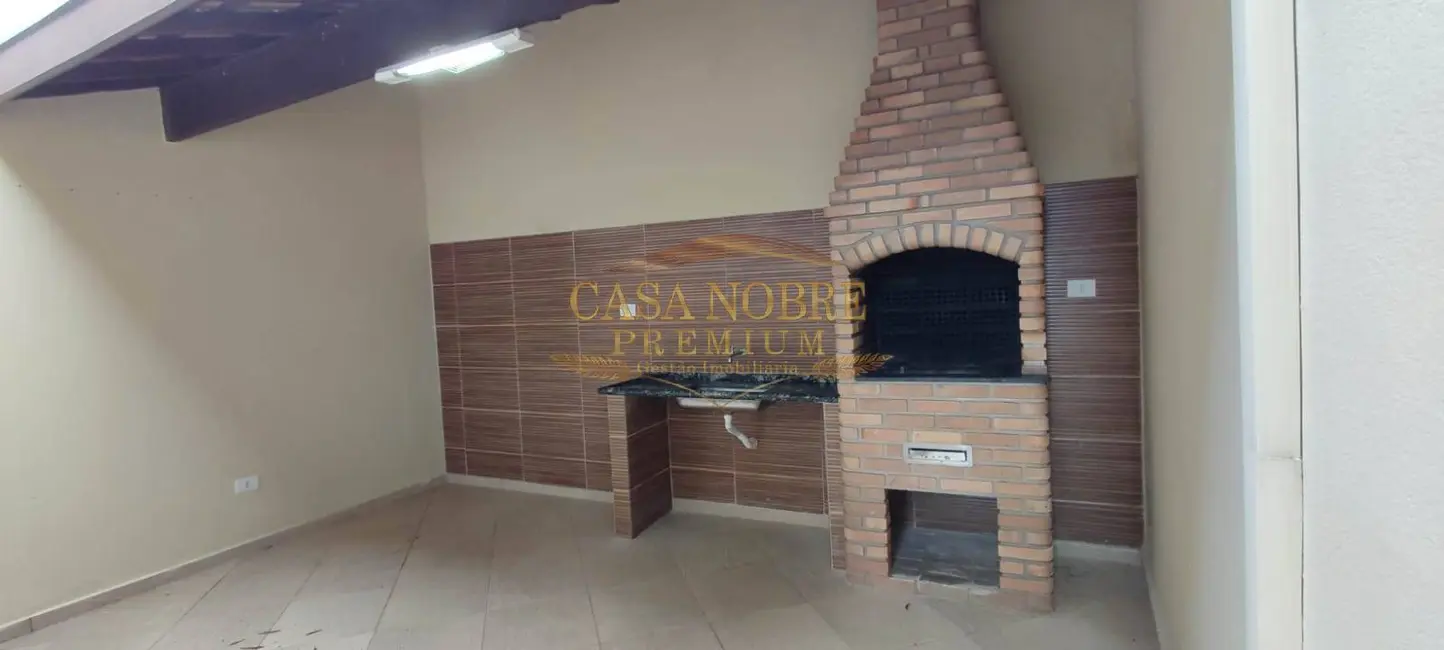 Foto 2 de Casa com 3 quartos à venda, 180m2 em Monte Belo, Taubate - SP