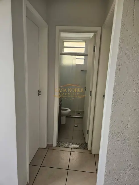 Foto 5 de Apartamento com 2 quartos à venda e para alugar, 44m2 em Estiva, Taubate - SP
