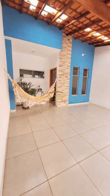 Foto 2 de Casa com 3 quartos à venda, 150m2 em Jardim Oásis, Taubate - SP