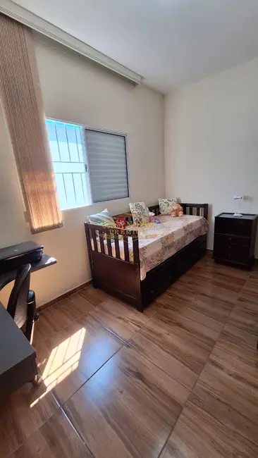 Foto 6 de Casa com 3 quartos à venda, 150m2 em Jardim Oásis, Taubate - SP