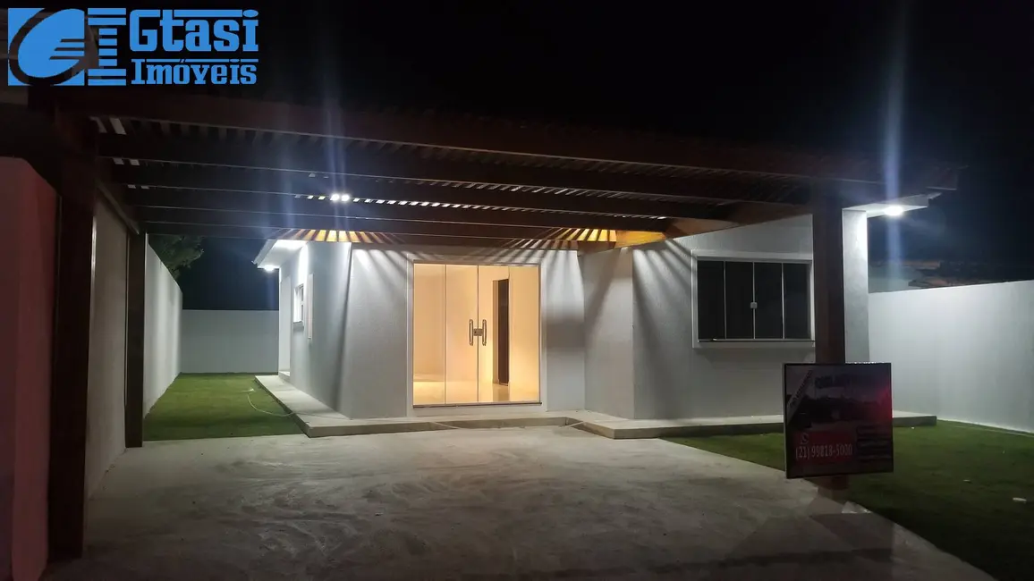 Casa com 3 quartos à venda, 300m2 em São Mateus, Sao Pedro Da Aldeia - RJ - imagem 4 Foto 4 de Casa com 3 quartos à venda, 300m2 em São Mateus, Sao Pedro Da Aldeia - RJ