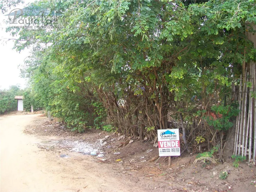 Foto 3 de Terreno / Lote à venda, 548m2 em Araruama - RJ