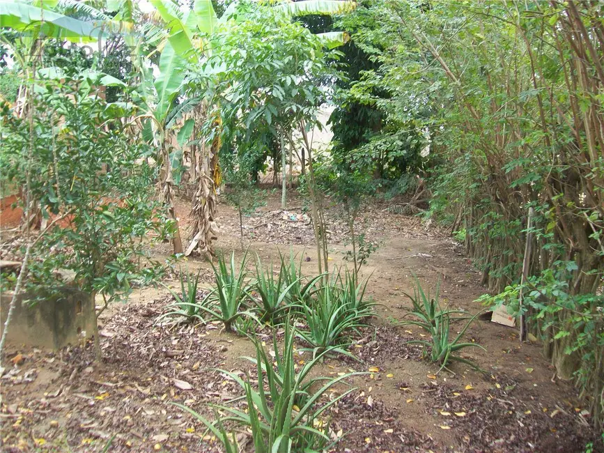 Foto 8 de Terreno / Lote à venda, 548m2 em Araruama - RJ