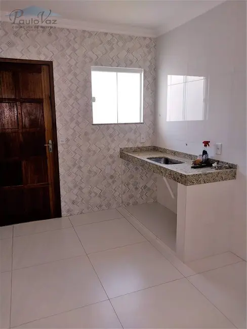 Casa com 2 quartos à venda, 90m2 em Centro, Araruama - RJ - imagem 9 Foto 9 de Casa com 2 quartos à venda, 90m2 em Centro, Araruama - RJ