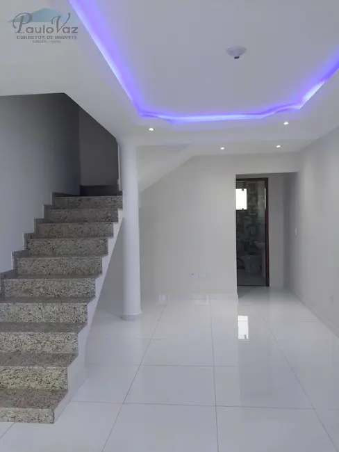 Casa com 2 quartos à venda, 90m2 em Centro, Araruama - RJ - imagem 6 Foto 6 de Casa com 2 quartos à venda, 90m2 em Centro, Araruama - RJ
