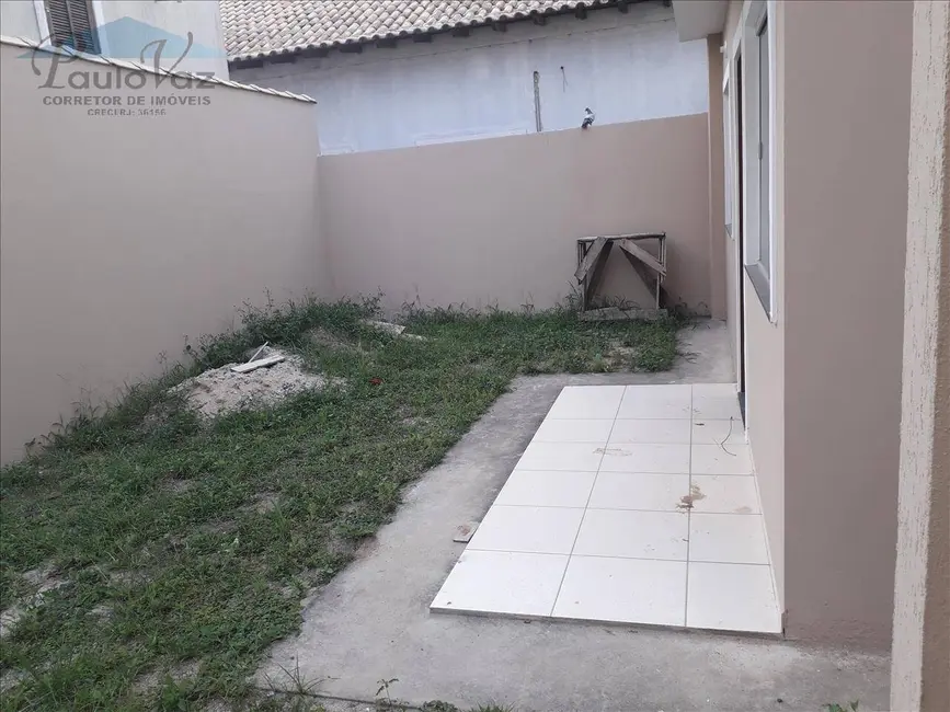 Foto 5 de Casa com 2 quartos à venda, 150m2 em Araruama - RJ