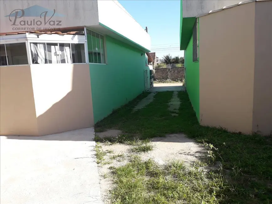 Foto 7 de Casa com 2 quartos à venda, 150m2 em Araruama - RJ