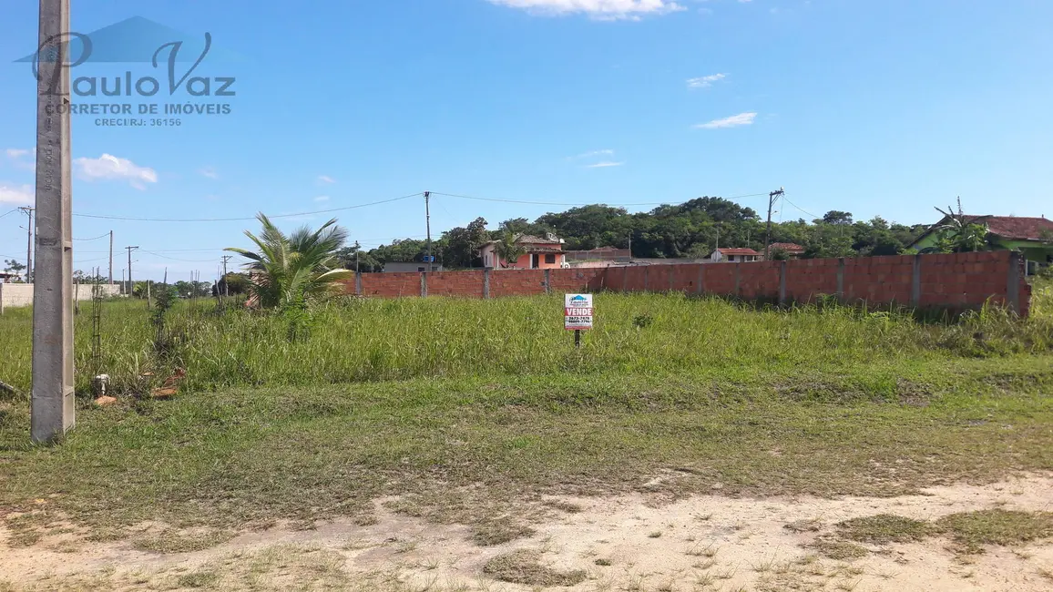 Foto 2 de Terreno / Lote à venda, 450m2 em Araruama - RJ