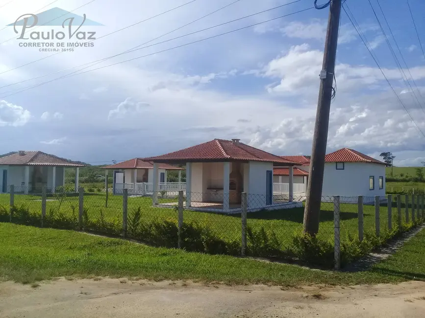 Foto 8 de Terreno / Lote à venda, 450m2 em Araruama - RJ
