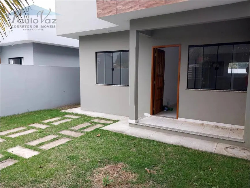 Foto 5 de Casa com 2 quartos à venda, 225m2 em Araruama - RJ