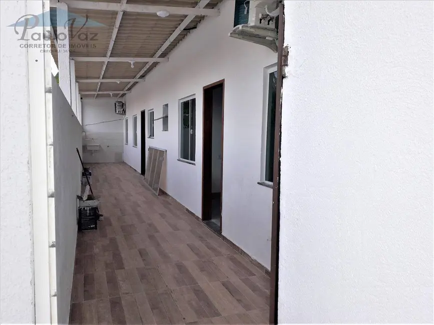 Foto 2 de Casa com 3 quartos para alugar, 130m2 em Araruama - RJ