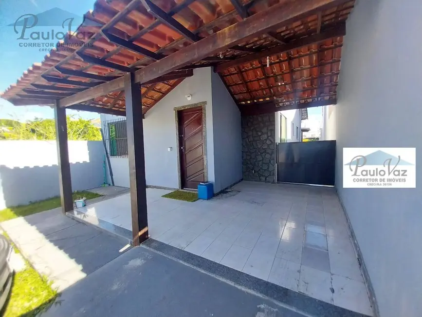 Foto 2 de Casa com 2 quartos à venda, 350m2 em Araruama - RJ