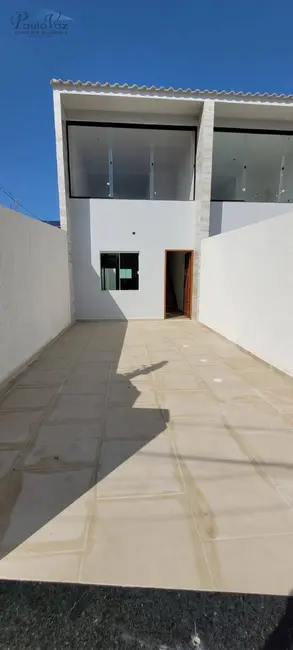 Foto 2 de Casa com 2 quartos para alugar, 120m2 em Centro, Araruama - RJ