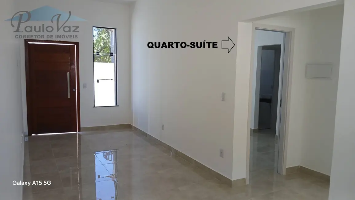 Foto 8 de Casa com 2 quartos à venda, 70m2 em Araruama - RJ