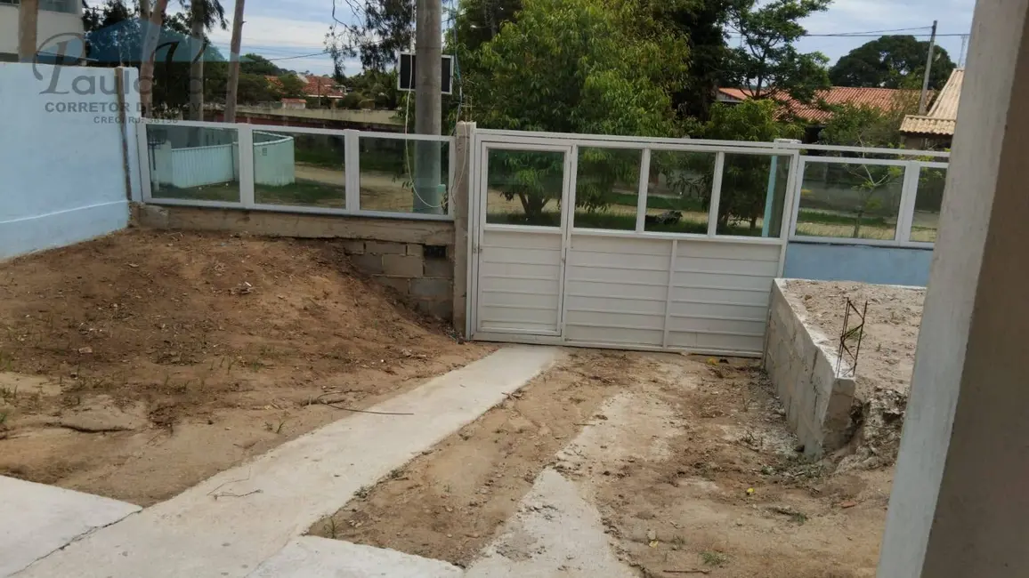 Foto 5 de Casa com 2 quartos à venda, 85m2 em Araruama - RJ