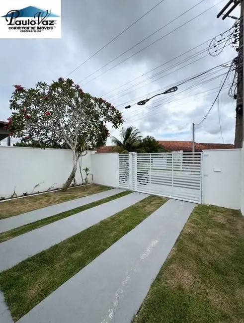 Foto 3 de Casa com 2 quartos à venda, 75m2 em Araruama - RJ