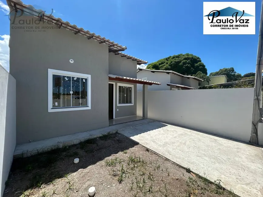 Foto 5 de Casa com 2 quartos à venda, 180m2 em Araruama - RJ