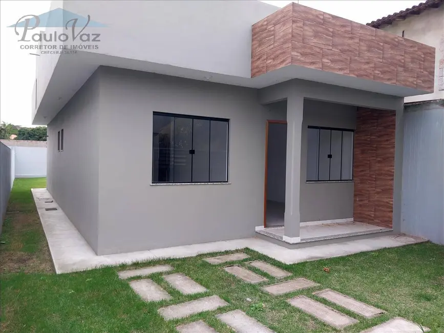 Foto 4 de Casa com 2 quartos à venda, 225m2 em Araruama - RJ