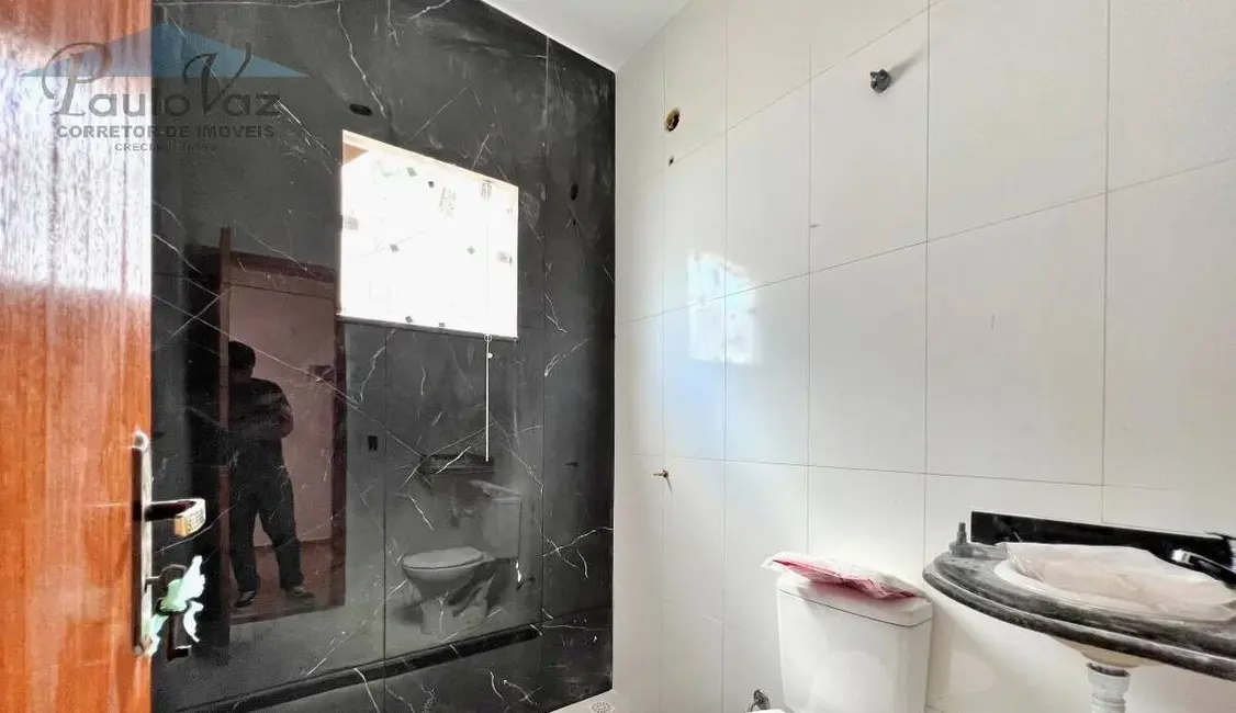 Foto 7 de Casa com 2 quartos à venda, 70m2 em Araruama - RJ