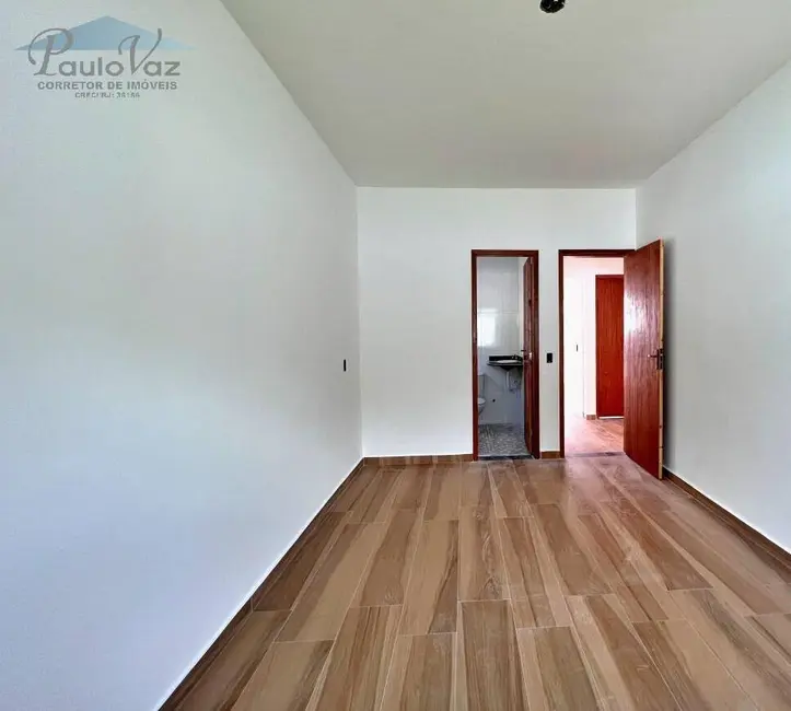 Foto 9 de Casa com 2 quartos à venda, 70m2 em Araruama - RJ