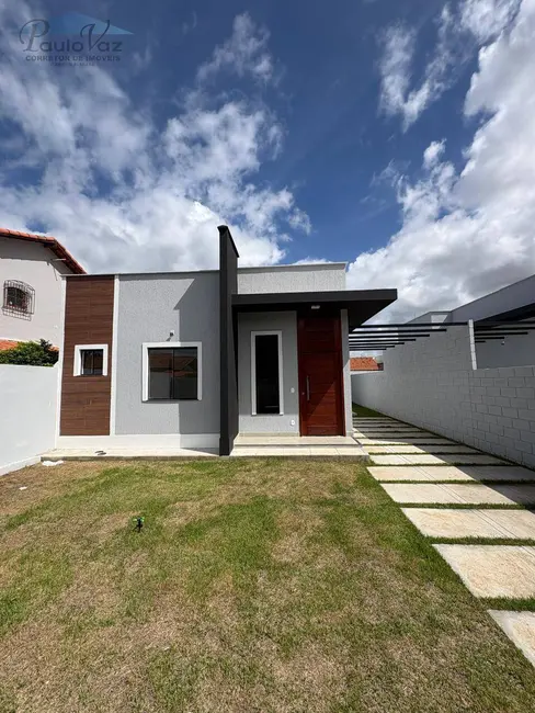 Foto 3 de Casa com 2 quartos à venda, 72m2 em Araruama - RJ