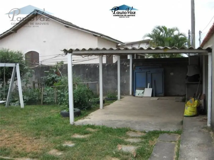 Foto 2 de Sobrado com 3 quartos à venda, 265m2 em Araruama - RJ