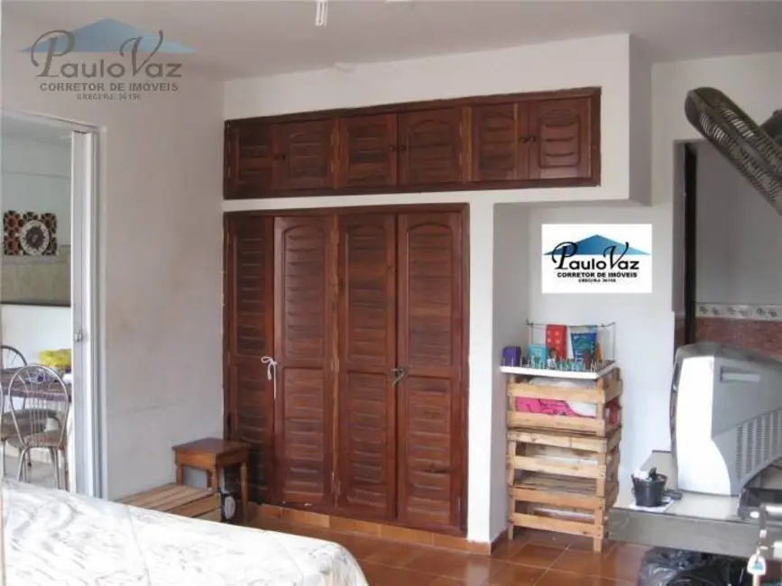 Foto 9 de Sobrado com 3 quartos à venda, 265m2 em Araruama - RJ