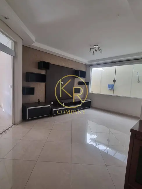 Casa de Condomínio com 5 quartos à venda, 498m2 em Jardim Residencial Mont Blanc, Sorocaba - SP - imagem 4 Foto 4 de Casa de Condomínio com 5 quartos à venda, 498m2 em Jardim Residencial Mont Blanc, Sorocaba - SP