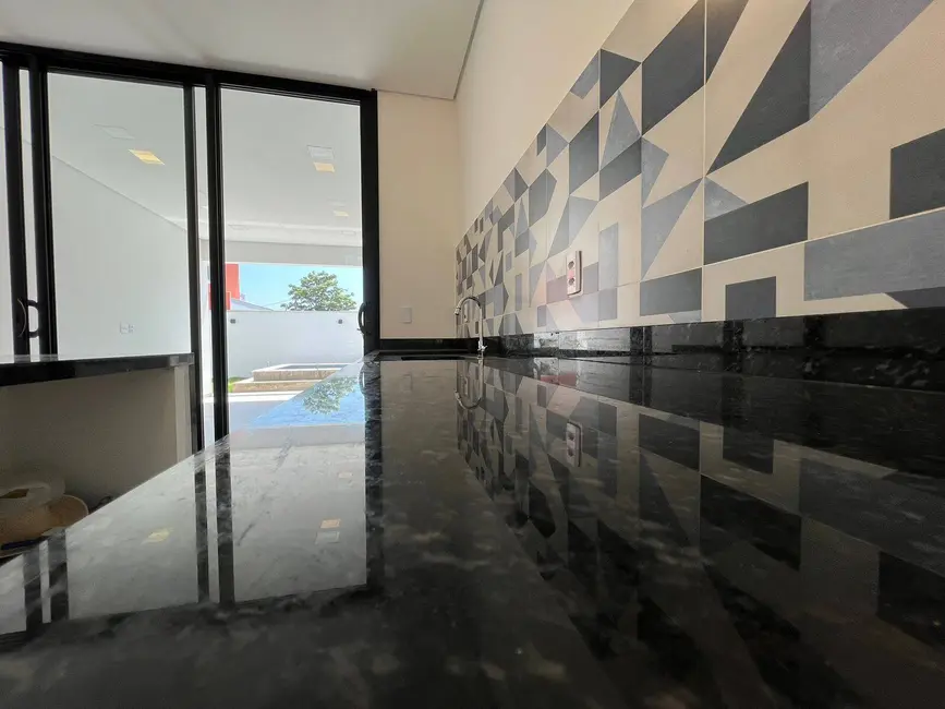 Foto 2 de Casa de Condomínio com 3 quartos à venda, 171m2 em Cajuru do Sul, Sorocaba - SP