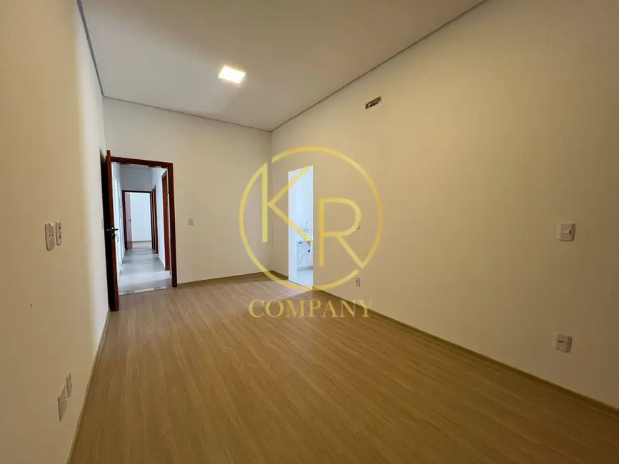 Casa de Condomínio com 3 quartos à venda, 171m2 em Cajuru do Sul, Sorocaba - SP - imagem 4 Foto 4 de Casa de Condomínio com 3 quartos à venda, 171m2 em Cajuru do Sul, Sorocaba - SP