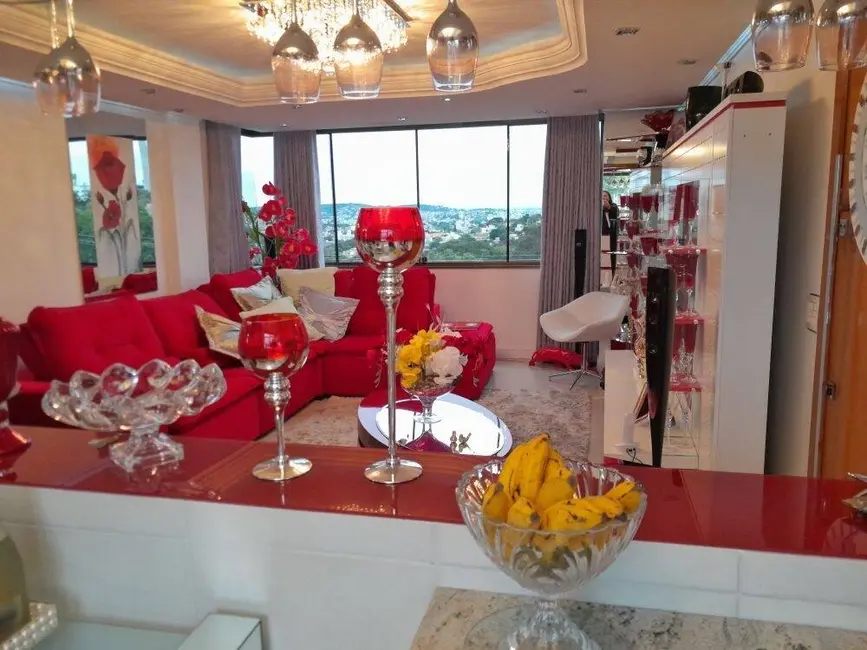 Apartamento com 3 quartos à venda, 170m2 em Santa Tereza, Porto Alegre - RS - imagem 4 Foto 4 de Apartamento com 3 quartos à venda, 170m2 em Santa Tereza, Porto Alegre - RS