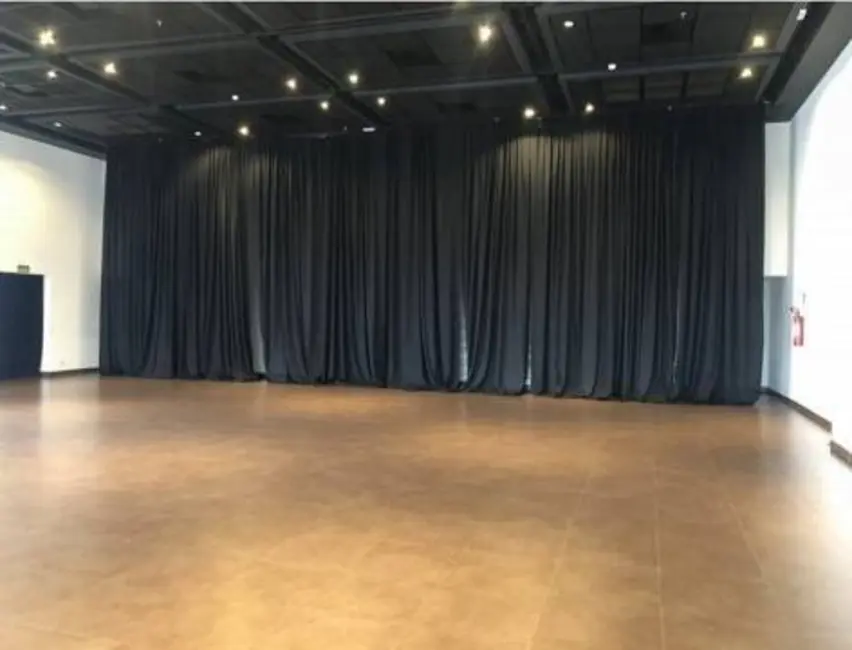 Foto 2 de Sala Comercial à venda, 1892m2 em Pedra Redonda, Porto Alegre - RS