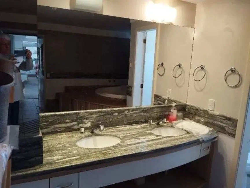 Apartamento com 1 quarto à venda, 85m2 em Independência, Porto Alegre - RS - imagem 6 Foto 6 de Apartamento com 1 quarto à venda, 85m2 em Independência, Porto Alegre - RS