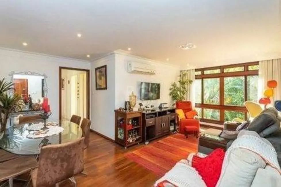 Foto 3 de Apartamento com 3 quartos à venda, 99m2 em Rio Branco, Porto Alegre - RS