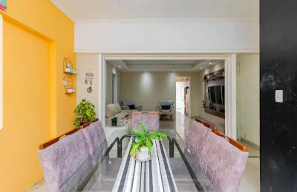 Casa com 3 quartos à venda, 251m2 em Jardim Sabará, Porto Alegre - RS - imagem 4 Foto 4 de Casa com 3 quartos à venda, 251m2 em Jardim Sabará, Porto Alegre - RS