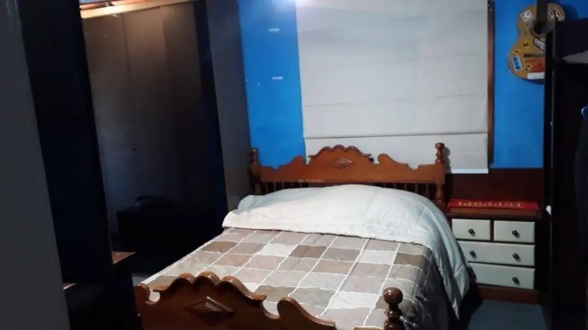 Casa com 3 quartos à venda, 230m2 em Higienópolis, Porto Alegre - RS - imagem 9 Foto 9 de Casa com 3 quartos à venda, 230m2 em Higienópolis, Porto Alegre - RS