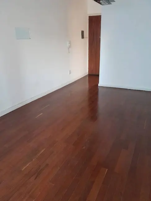 Apartamento com 4 quartos à venda, 83m2 em Menino Deus, Porto Alegre - RS - imagem 2 Foto 2 de Apartamento com 4 quartos à venda, 83m2 em Menino Deus, Porto Alegre - RS
