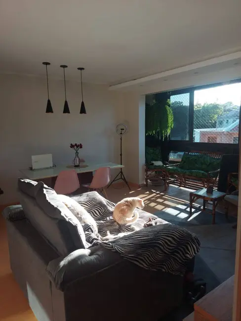 Foto 3 de Apartamento com 2 quartos à venda, 83m2 em Jardim Itu, Porto Alegre - RS