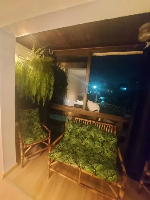 Foto 4 de Apartamento com 2 quartos à venda, 83m2 em Jardim Itu, Porto Alegre - RS